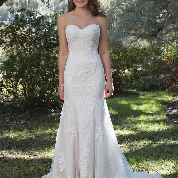 Justin Alexander Dresses Justin Alexander Plus Size Wedding Dress